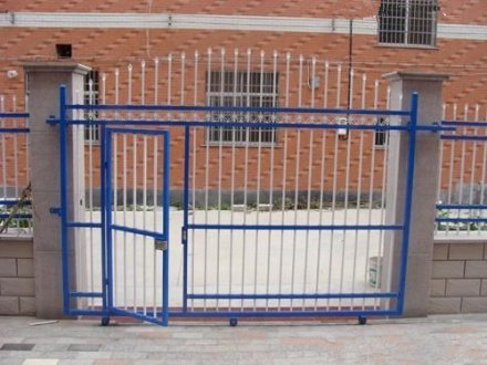  玉林鋁藝院子大門型材-百度推薦